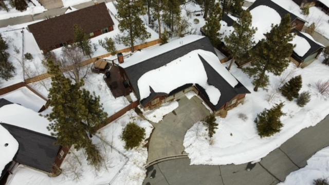 Custom Single Story Cabin With Jacuzzi Pool Table & Big Game Room With Arcade Games Big Bear Lake Exterior photo